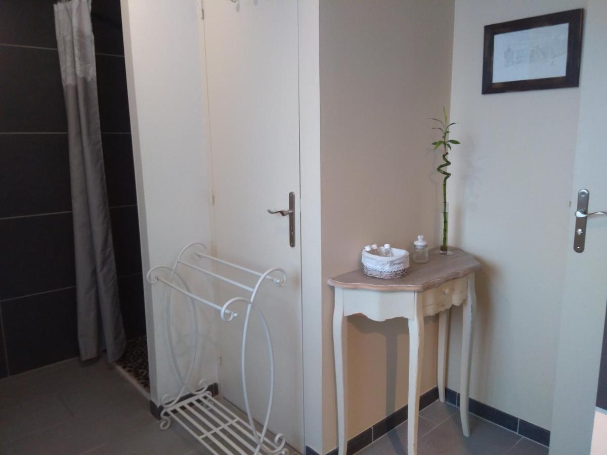 La Grange Dimiere, Pres De Tours Bed & Breakfast Saint-Genouph ภายนอก รูปภาพ